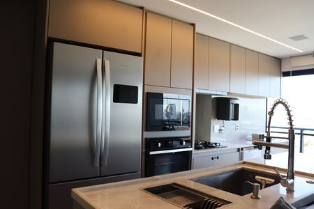Apartamento para alugar com 75m², 2 quartos e 2 vagas Apartamento para alugar com 75m², 2 quartos e 2 vagasCozinha