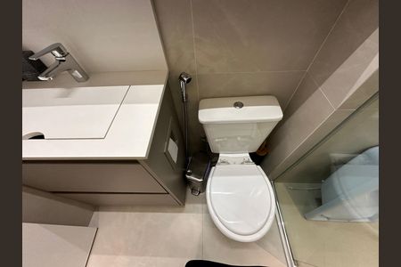 Apartamento para alugar com 75m², 2 quartos e 2 vagas Apartamento para alugar com 75m², 2 quartos e 2 vagasBanheiro da Suíte 1