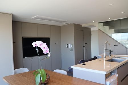 Apartamento para alugar com 75m², 2 quartos e 2 vagas Apartamento para alugar com 75m², 2 quartos e 2 vagasSala