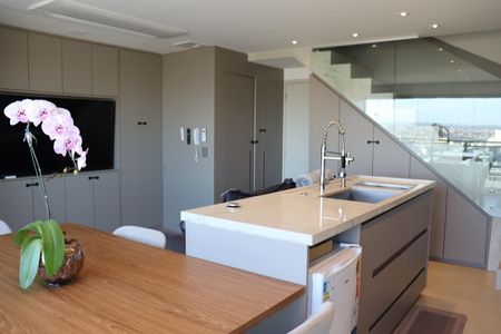 Apartamento para alugar com 75m², 2 quartos e 2 vagas Apartamento para alugar com 75m², 2 quartos e 2 vagasSala