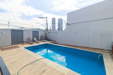 Apartamento à venda com 31m², 1 quarto e sem vaga Apartamento à venda com 31m², 1 quarto e sem vagaPiscina