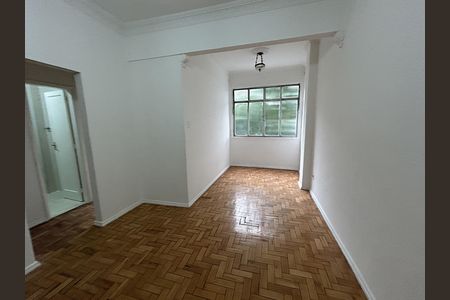 Apartamento para alugar com 65m², 2 quartos e sem vagaSala