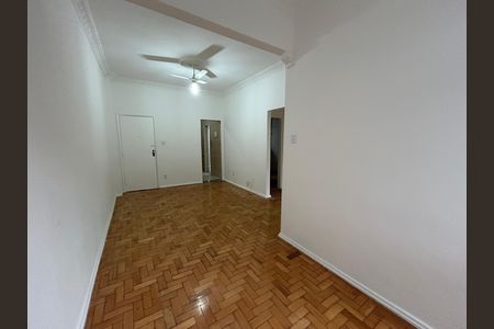 Apartamento para alugar com 65m², 2 quartos e sem vagaSala
