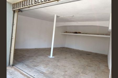 Casa para alugar com 90m², 4 quartos e 1 vaga