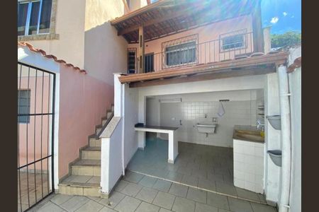 Casa para alugar com 90m², 4 quartos e 1 vaga