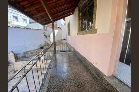 Casa para alugar com 90m², 4 quartos e 1 vaga