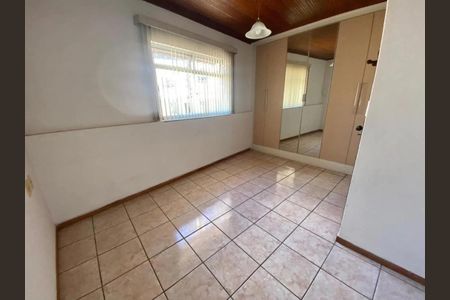 Casa para alugar com 90m², 4 quartos e 1 vaga