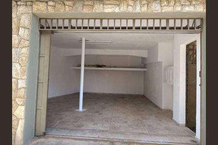 Casa para alugar com 90m², 4 quartos e 1 vaga