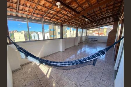 Casa para alugar com 90m², 4 quartos e 1 vaga Casa para alugar com 90m², 4 quartos e 1 vagaÁrea externa