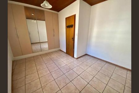 Casa para alugar com 90m², 4 quartos e 1 vaga