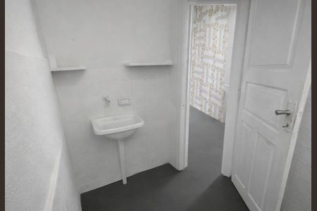 Banheiro de casa para alugar com 4 quartos, 150m² em Passos, Juiz de Fora