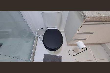 Studio para alugar com 37m², 1 quarto e 1 vaga Studio para alugar com 37m², 1 quarto e 1 vagaBanheiro