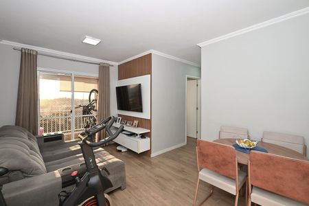 Sala de apartamento à venda com 3 quartos, 70m² em Jardim Maria Rosa, Taboão da Serra