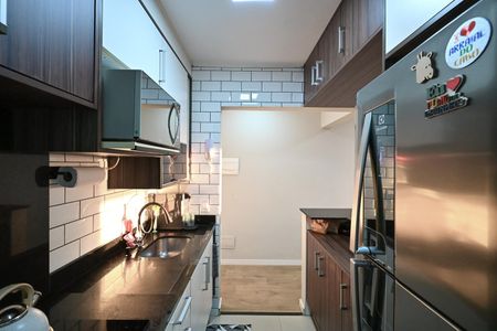 Cozinha de apartamento à venda com 3 quartos, 70m² em Jardim Maria Rosa, Taboão da Serra