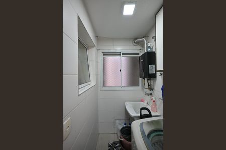 Área de Serviço  de apartamento à venda com 3 quartos, 70m² em Jardim Maria Rosa, Taboão da Serra