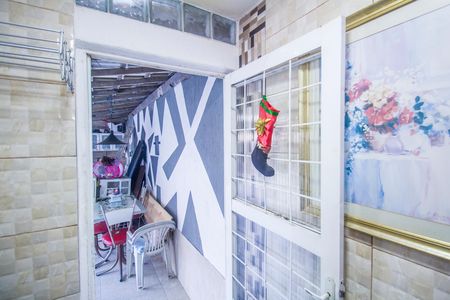 Casa à venda com 144m², 3 quartos e 1 vaga Casa à venda com 144m², 3 quartos e 1 vagaHall