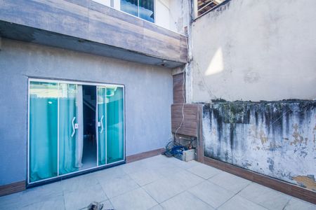 Casa à venda com 144m², 3 quartos e 1 vaga Casa à venda com 144m², 3 quartos e 1 vagaÁrea externa