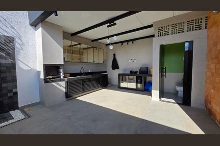 Casa para alugar com 180m², 3 quartos e 3 vagas