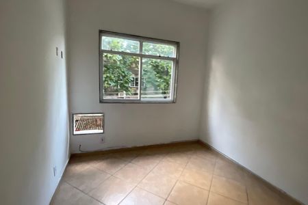 Apartamento para alugar com 105m², 2 quartos e sem vagaQuarto