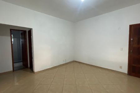 Sala de apartamento para alugar com 2 quartos, 105m² em Parque Duque, Duque de Caxias