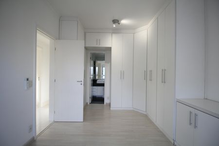 Apartamento à venda com 127m², 3 quartos e 2 vagasSuíte