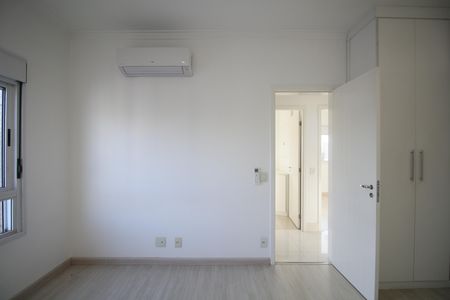 Apartamento à venda com 127m², 3 quartos e 2 vagasSuíte