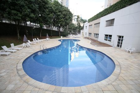 Apartamento à venda com 127m², 3 quartos e 2 vagasÁrea comum - Piscina