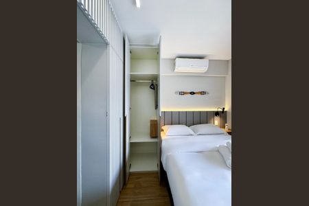 Apartamento à venda com 1 quarto, 24m² em Campo Belo, São Paulo