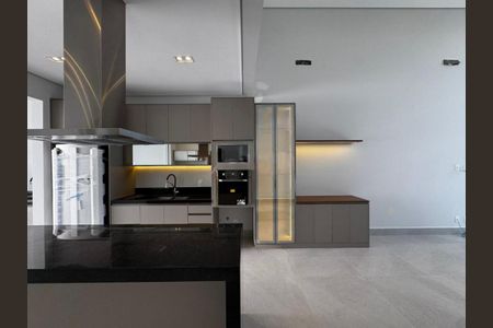 Casa de condomínio à venda com 187m², 3 quartos e 4 vagas