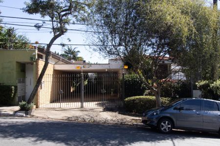 Casa à venda com 300m², 4 quartos e 4 vagas