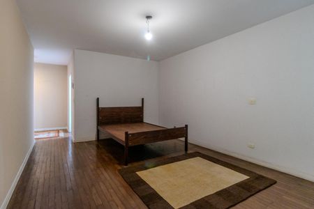 Casa à venda com 300m², 4 quartos e 4 vagas
