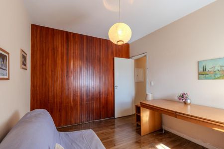 Casa à venda com 300m², 4 quartos e 4 vagas