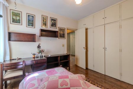 Casa à venda com 300m², 4 quartos e 4 vagas