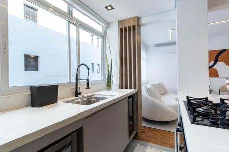 Apartamento à venda com 2 quartos, 67m² em Itaim Bibi, São Paulo