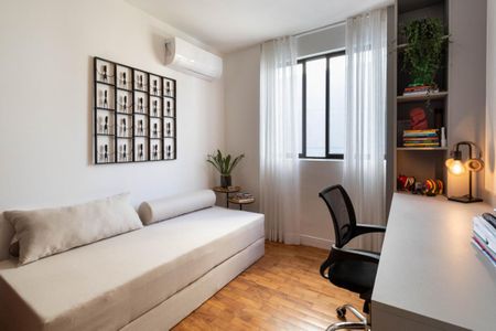 Apartamento à venda com 2 quartos, 67m² em Itaim Bibi, São Paulo