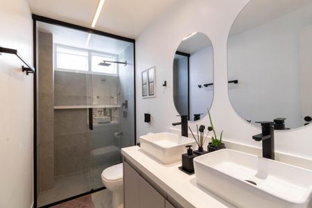 Apartamento à venda com 2 quartos, 67m² em Itaim Bibi, São Paulo