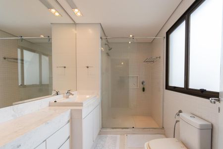 Apartamento à venda com 389m², 3 quartos e 4 vagas