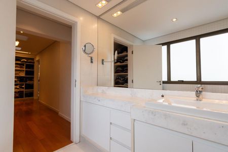 Apartamento à venda com 389m², 3 quartos e 4 vagas