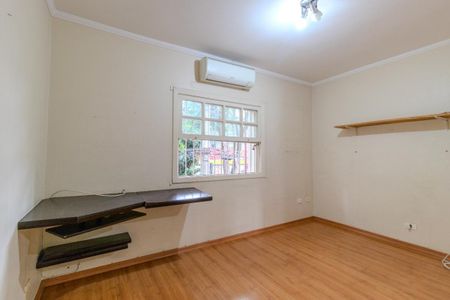 Casa à venda com 2 quartos, 120m² em Vila Olímpia, São Paulo