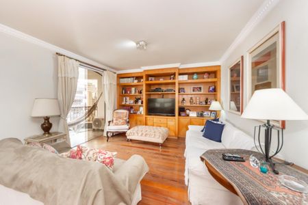 Apartamento à venda com 4 quartos, 247m² em Real Parque, São Paulo