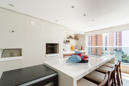 Apartamento à venda com 335m², 4 quartos e 3 vagas