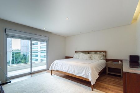 Apartamento à venda com 335m², 4 quartos e 3 vagas
