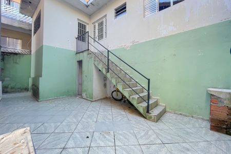 Casa para alugar com 55m², 1 quarto e sem vaga Casa para alugar com 55m², 1 quarto e sem vagaQuintal