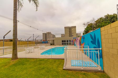 Apartamento à venda com 50m², 2 quartos e 2 vagas Apartamento à venda com 50m², 2 quartos e 2 vagasÁrea comum - Piscina