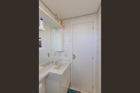 Apartamento à venda com 50m², 2 quartos e 2 vagas Apartamento à venda com 50m², 2 quartos e 2 vagasBanheiro