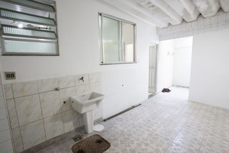 Casa para alugar com 80m², 1 quarto e sem vagaÁrea de Serviço