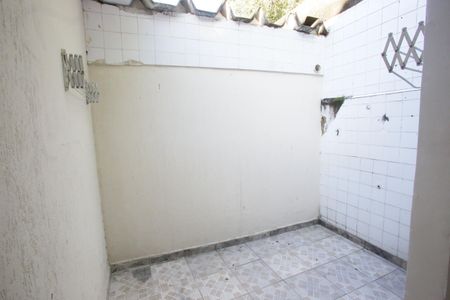Casa para alugar com 80m², 1 quarto e sem vagaÁrea de Serviço