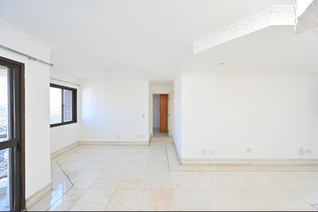 Apartamento para alugar com 200m², 2 quartos e 3 vagasSala