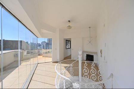 Apartamento para alugar com 200m², 2 quartos e 3 vagasCobertura
