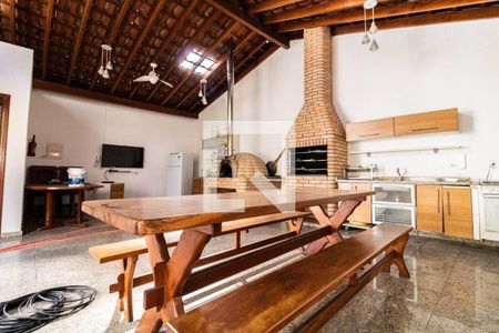 Apartamento para alugar com 200m², 2 quartos e 3 vagas Apartamento para alugar com 200m², 2 quartos e 3 vagasChurrasqueira